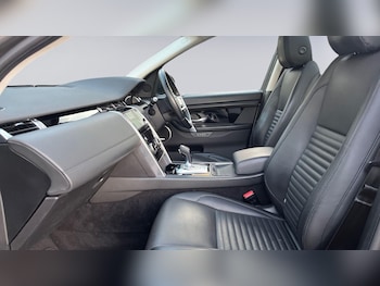 Used Land Rover Discovery Sport 2020 for sale - 76419868: Photo