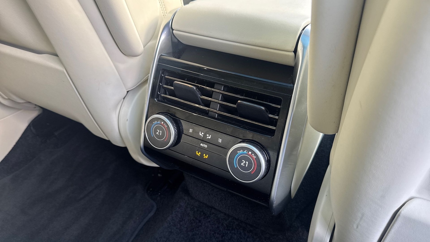 Used Land Rover Range Rover 2024 for sale - 77307103: Photo 18