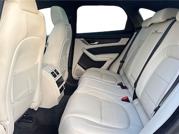 Used Jaguar F-Pace 2022 for sale - 77346362: Photo