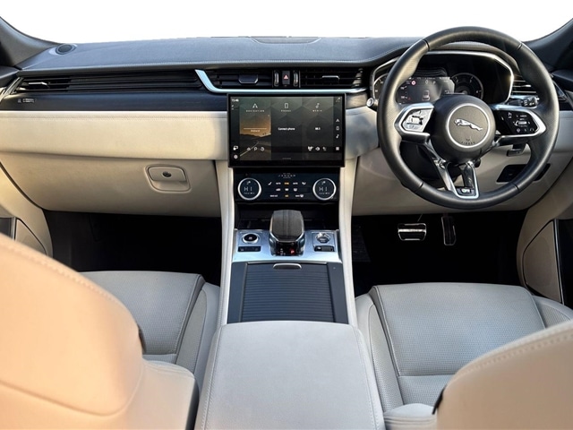 Used Jaguar F-Pace 2022 for sale - 77346362: Photo 9