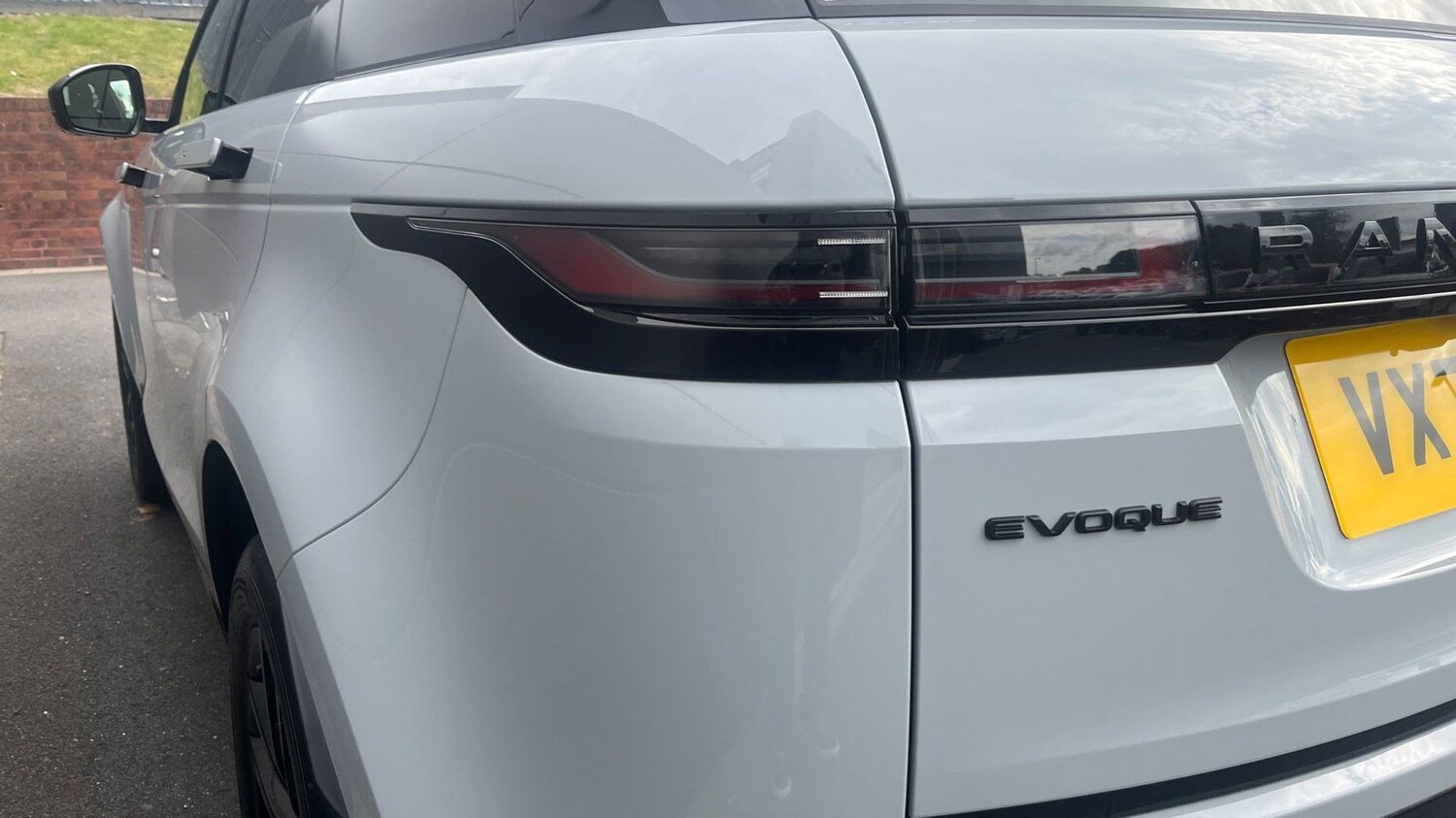 Used Land Rover Range Rover Evoque 2025 for sale - 76190628: Photo 19