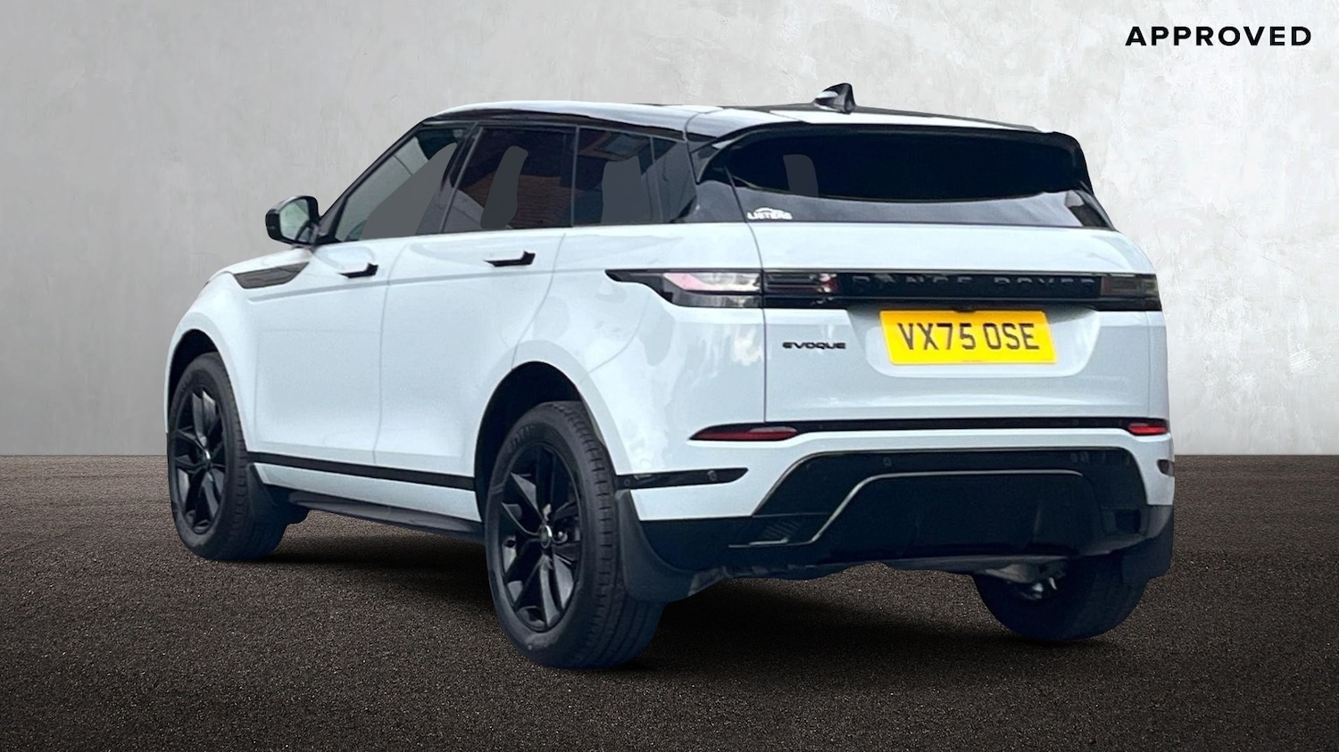 Used Land Rover Range Rover Evoque 2025 for sale - 76190628: Photo 2
