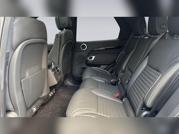 Used Land Rover Discovery 2023 for sale - 77177306: Photo