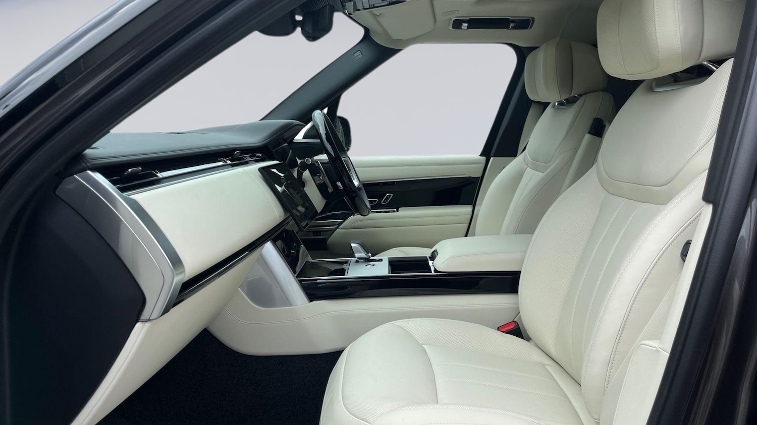 Used Land Rover Range Rover 2025 for sale - 76110593: Photo 3