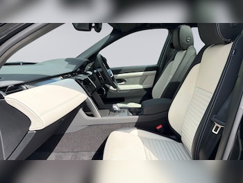 Used Land Rover Discovery Sport 2026 for sale - 78923838: Photo