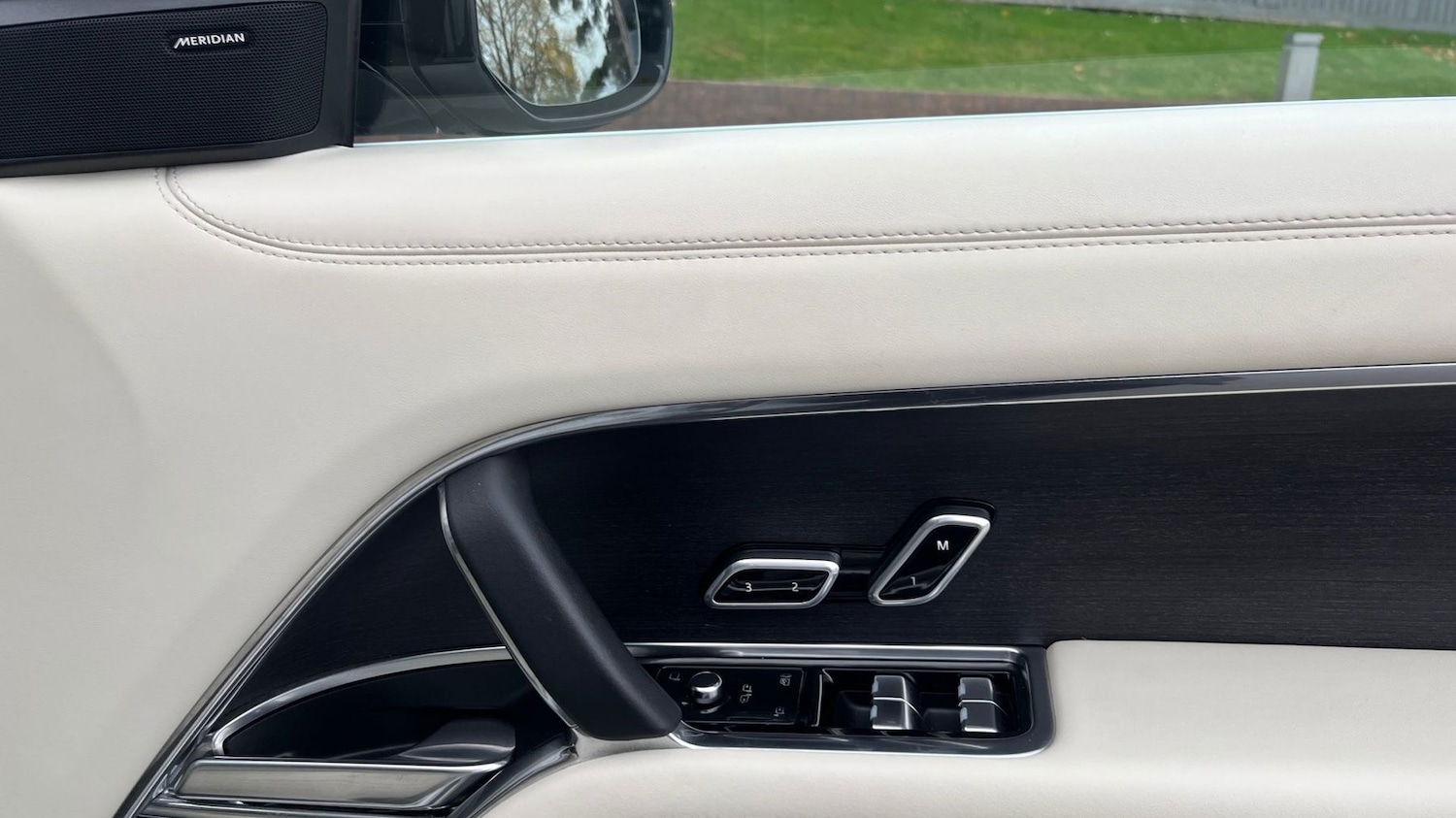 Used Land Rover Range Rover 2023 for sale - 76716729: Photo 25