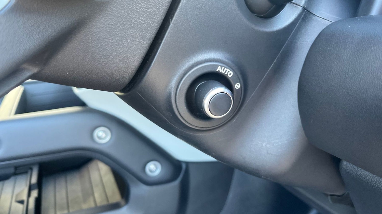 Used Land Rover Defender 2023 for sale - 77926878: Photo 29