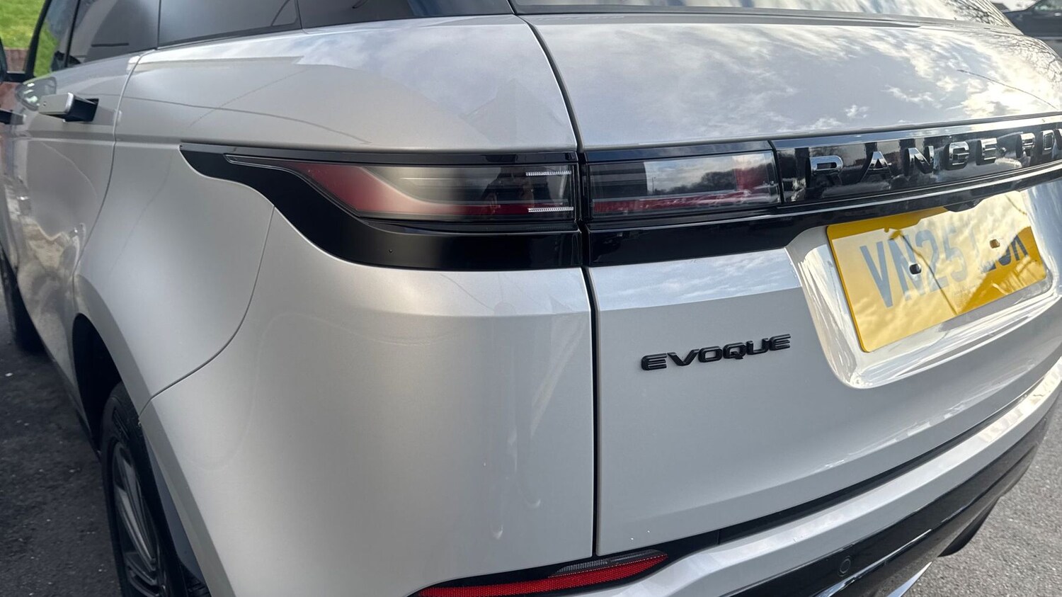 Used Land Rover Range Rover Evoque 2025 for sale - 77539378: Photo 19