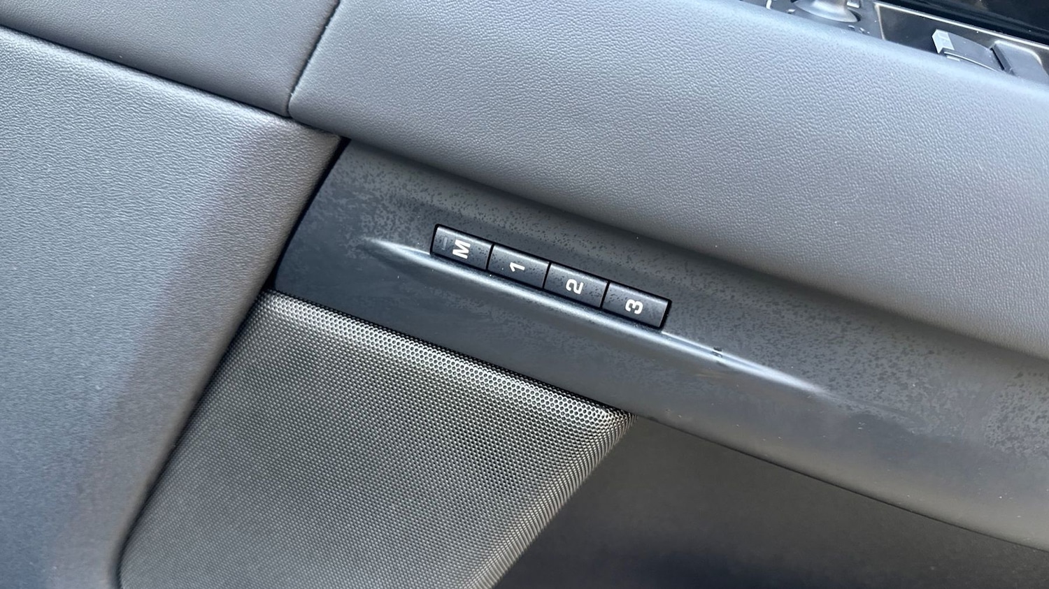 Used Land Rover Range Rover Evoque 2025 for sale - 77539378: Photo 24