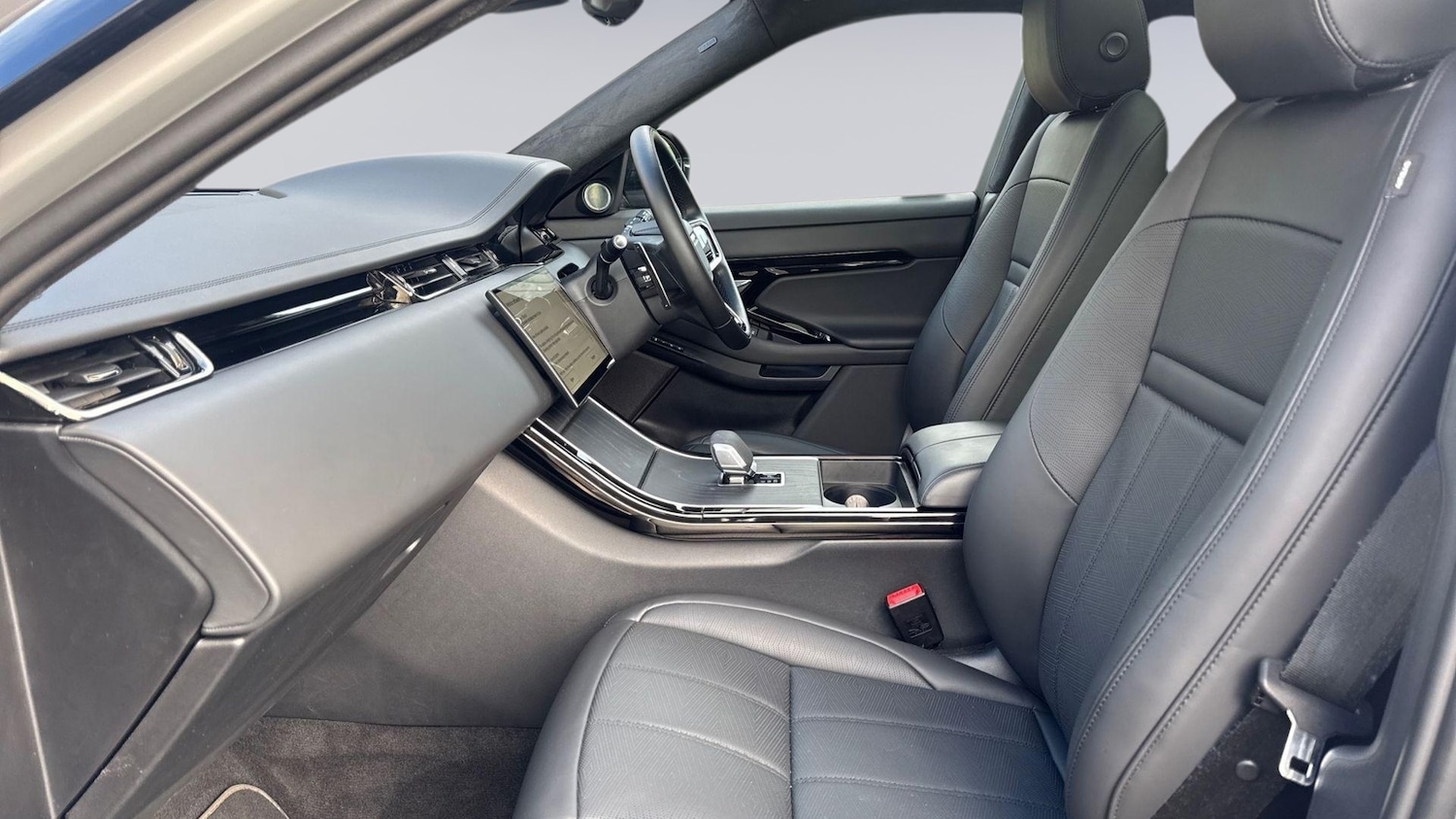 Used Land Rover Range Rover Evoque 2025 for sale - 77539378: Photo 3