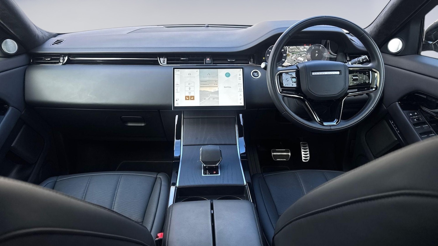 Used Land Rover Range Rover Evoque 2025 for sale - 77539378: Photo 9