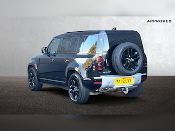 Used Land Rover Defender 2022 for sale - 77177599: Photo