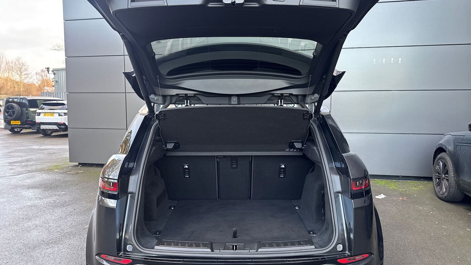 Used Land Rover Range Rover Evoque 2022 for sale - 77177179: Photo 10