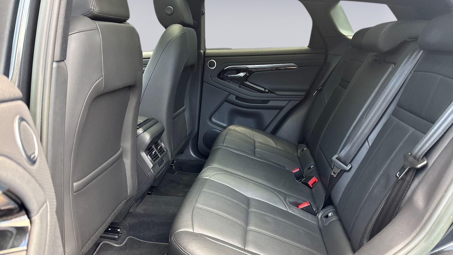 Used Land Rover Range Rover Evoque 2022 for sale - 77177179: Photo 4