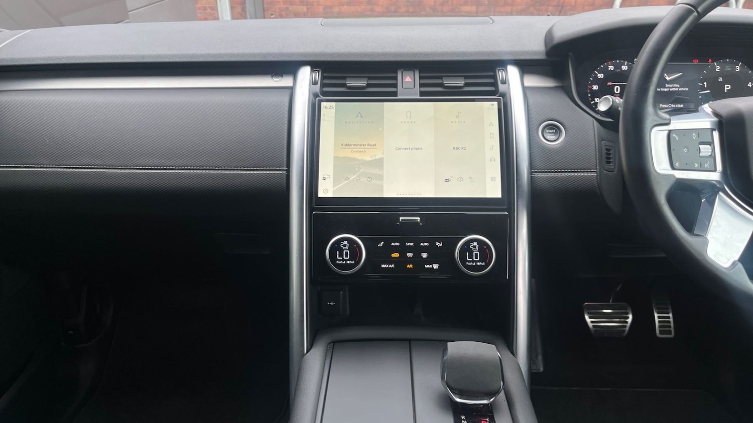Used Land Rover Discovery 2022 for sale - 76111580: Photo 14