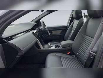 Used Land Rover Discovery Sport 2024 for sale - 76111424: Photo 3