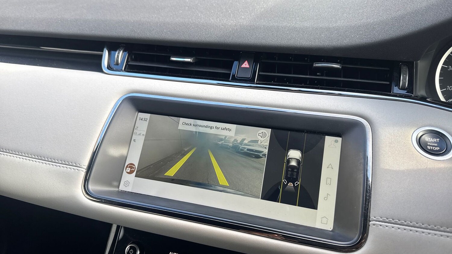 Used Land Rover Range Rover Evoque 2022 for sale - 77539416: Photo 12