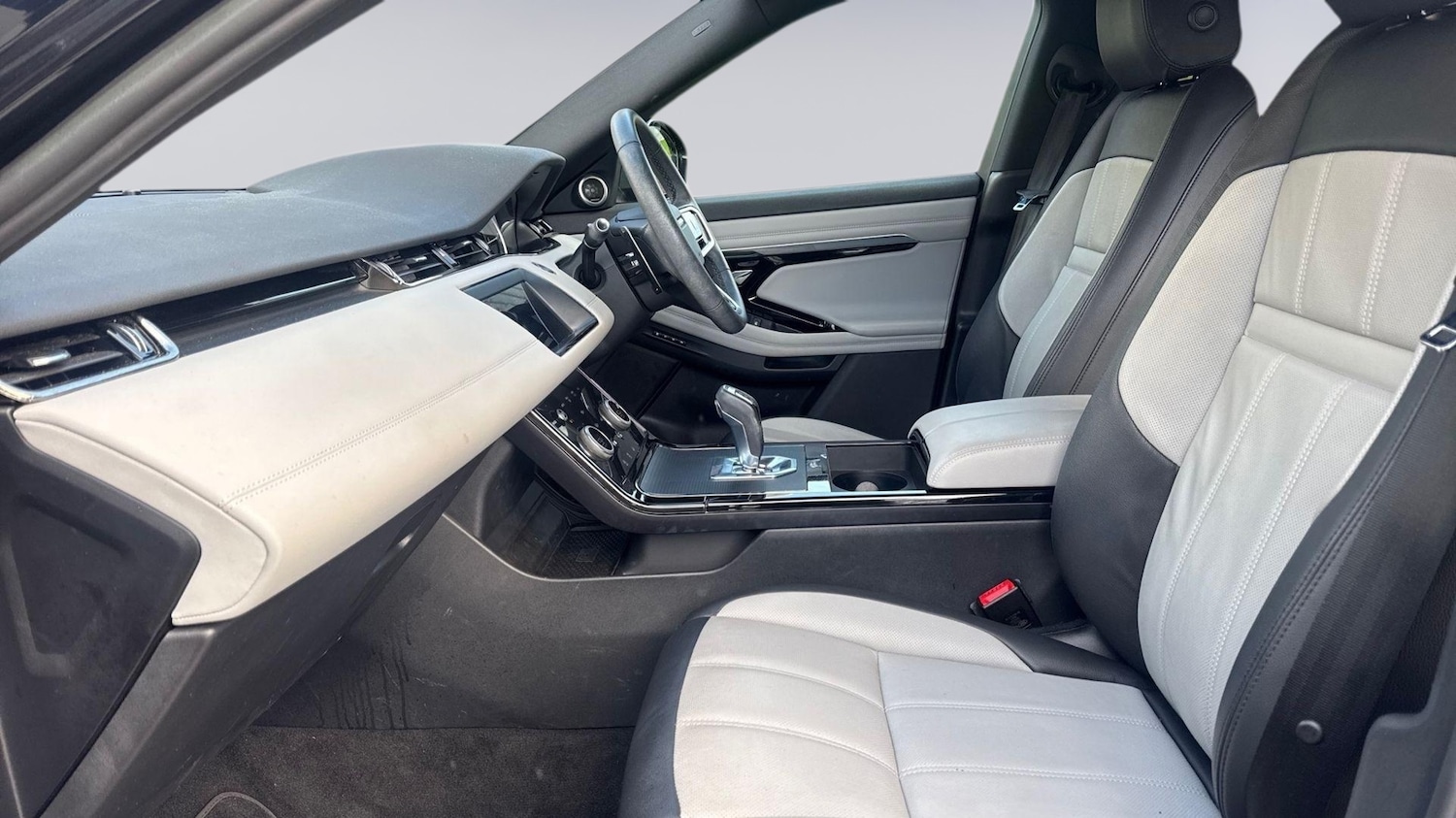 Used Land Rover Range Rover Evoque 2022 for sale - 77539416: Photo 3