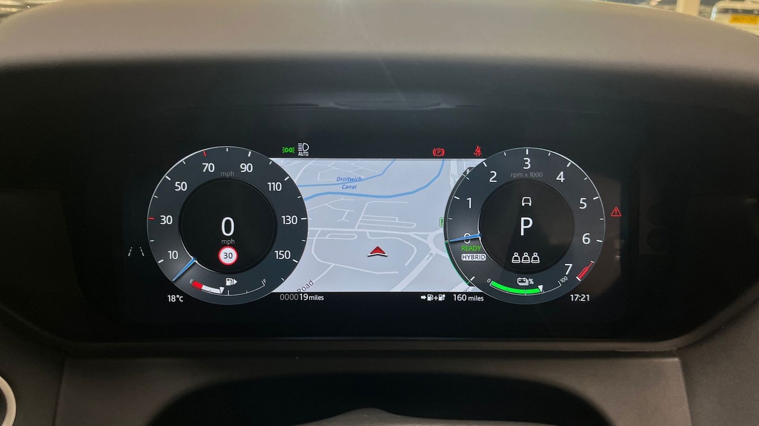 Used Land Rover Range Rover Velar 2025 for sale - 76123988: Photo 16