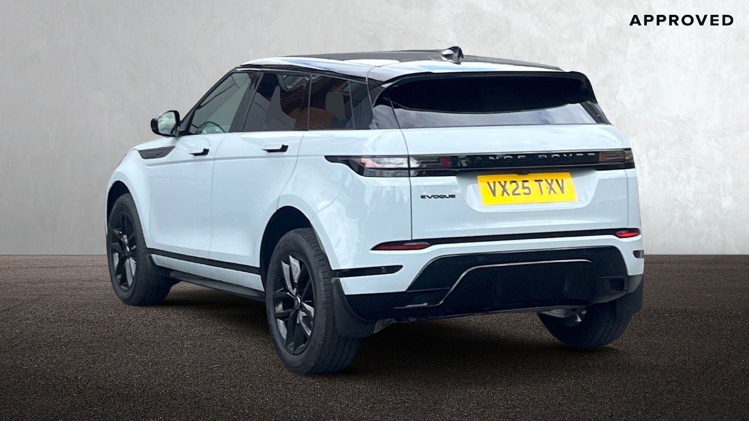 Used Land Rover Range Rover Evoque 2025 for sale - 76110774: Photo 2