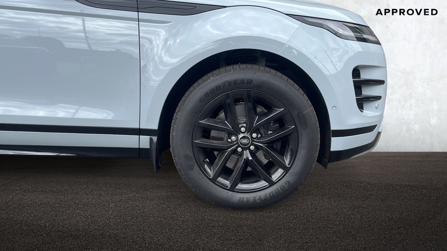 Used Land Rover Range Rover Evoque 2025 for sale - 76110774: Photo 8