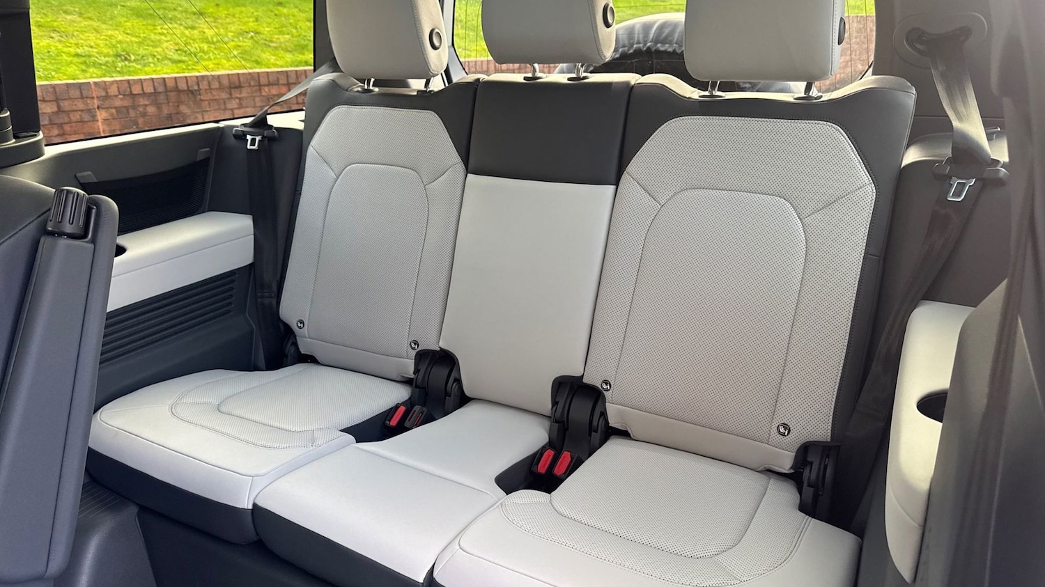 Used Land Rover Defender 2024 for sale - 77013462: Photo 26