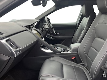 Used Jaguar E-Pace 2022 for sale - 76190675: Photo