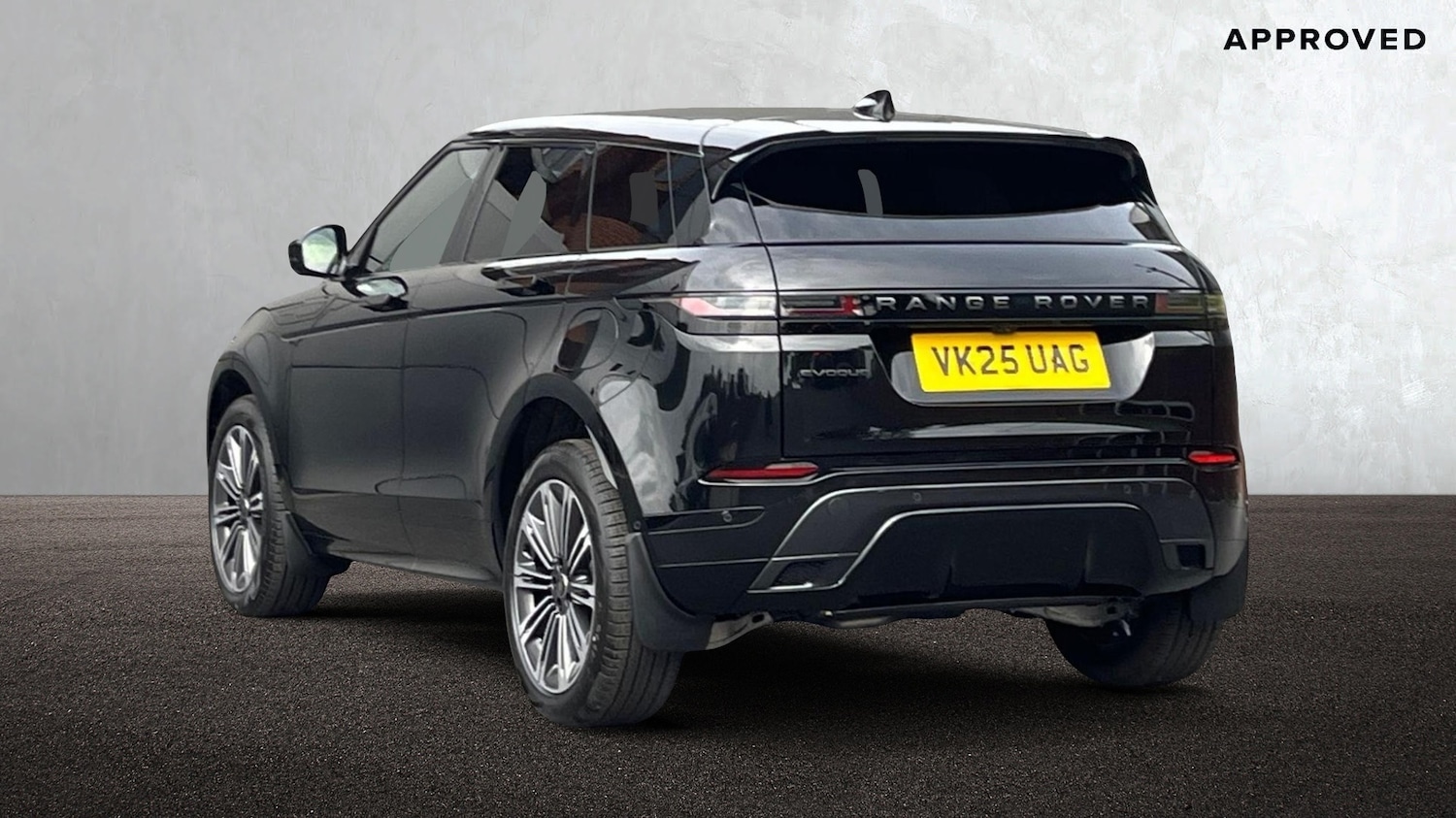Used Land Rover Range Rover Evoque 2025 for sale - 76110544: Photo 2