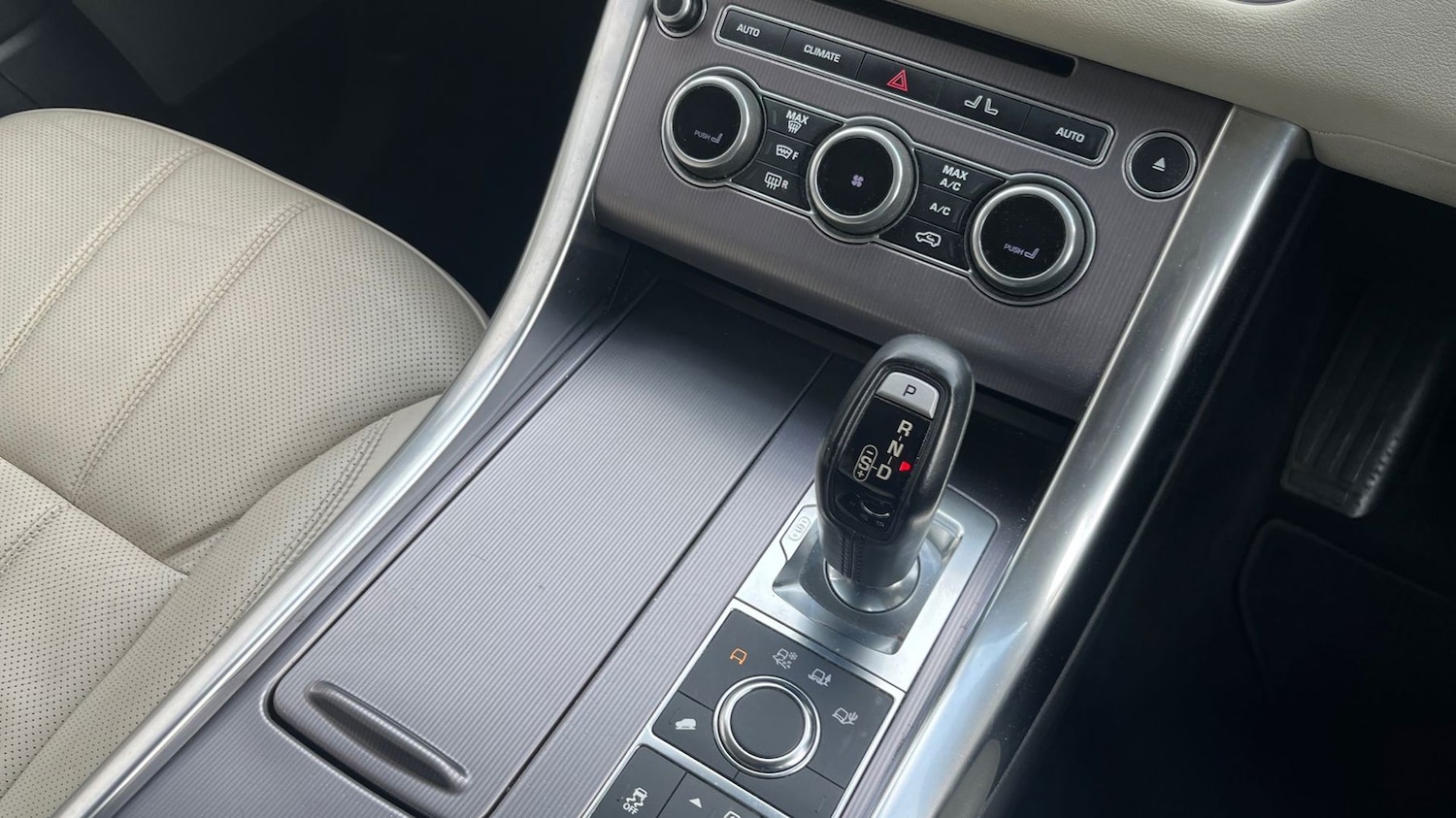 Used Land Rover Range Rover Sport 2017 for sale - 76111587: Photo 13