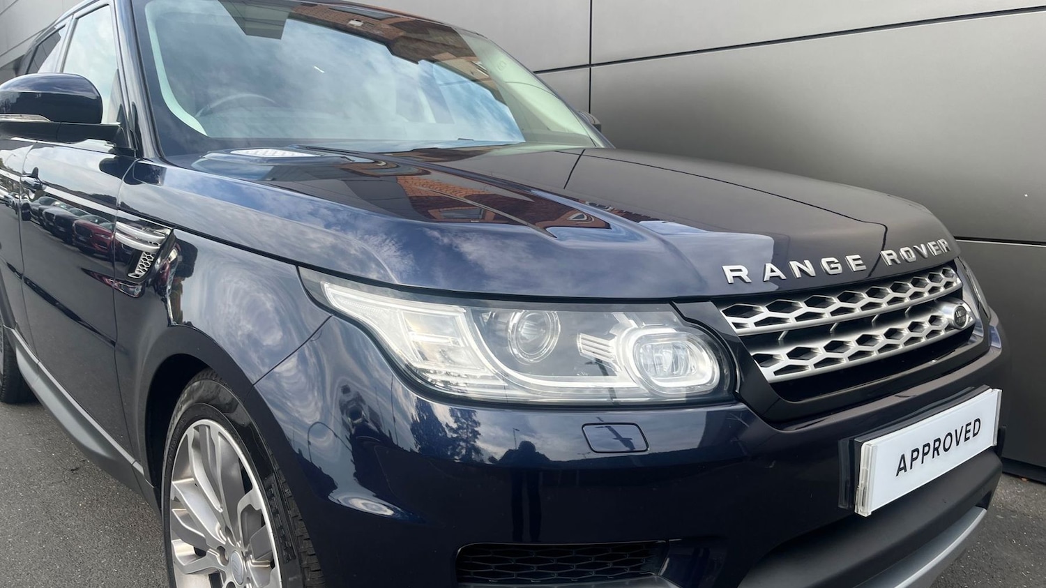 Used Land Rover Range Rover Sport 2017 for sale - 76111587: Photo 17