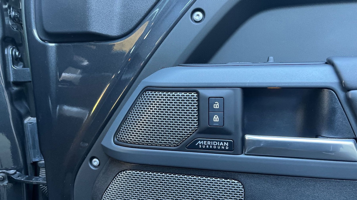 Used Land Rover Defender 2023 for sale - 77177449: Photo 22