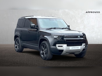 Used Land Rover Defender 2023 for sale - 76111087: Photo