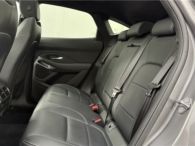 Used Jaguar E-Pace 2022 for sale - 76111552: Photo 4