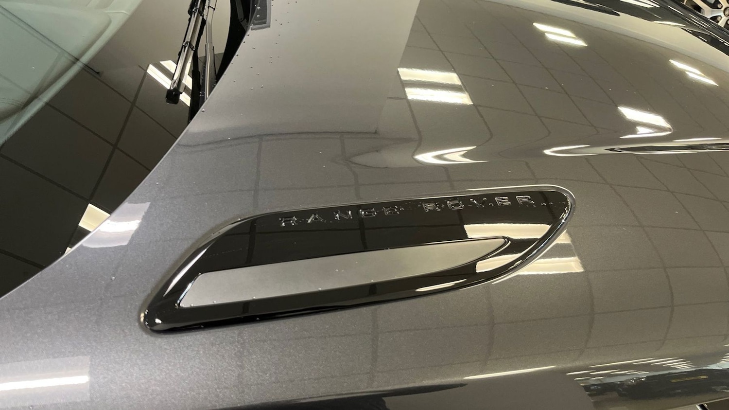 Used Land Rover Range Rover Velar 2025 for sale - 76400312: Photo 19