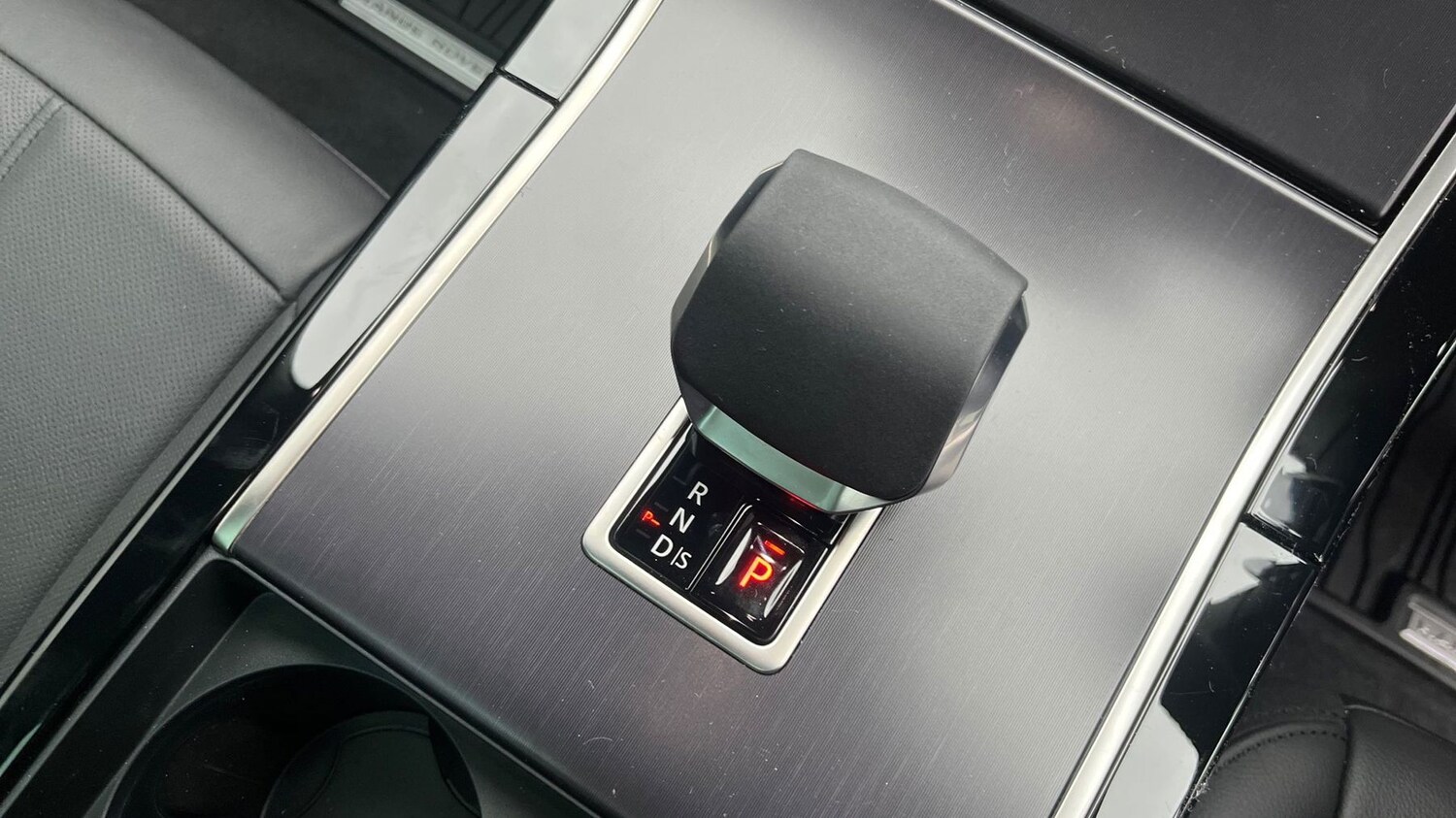 Used Land Rover Range Rover Evoque 2025 for sale - 76551837: Photo 13