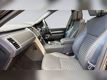 Used Land Rover Discovery 2026 for sale - 79108144: Photo