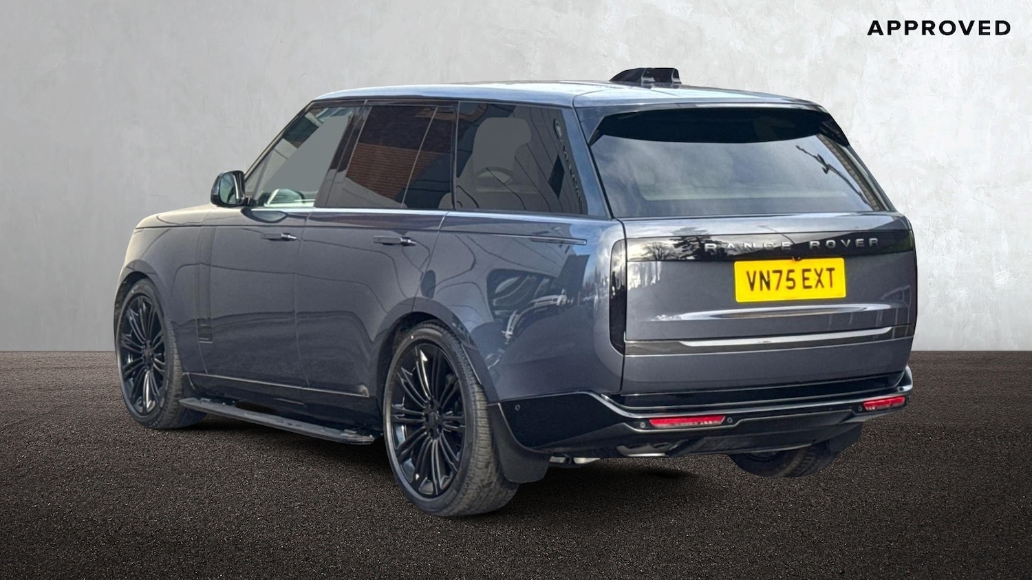 Used Land Rover Range Rover 2026 for sale - 77442109: Photo 2