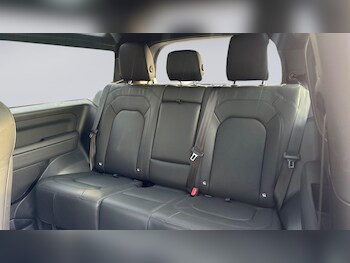 Used Land Rover Defender 2025 for sale - 78493314: Photo