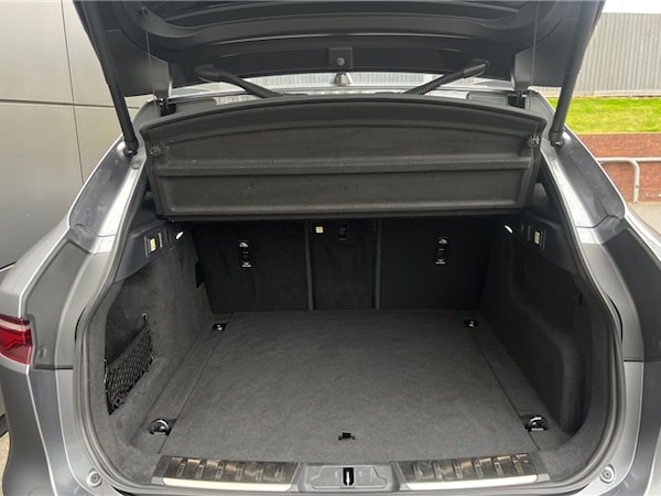 Used Jaguar F-Pace 2023 for sale - 76271510: Photo 10