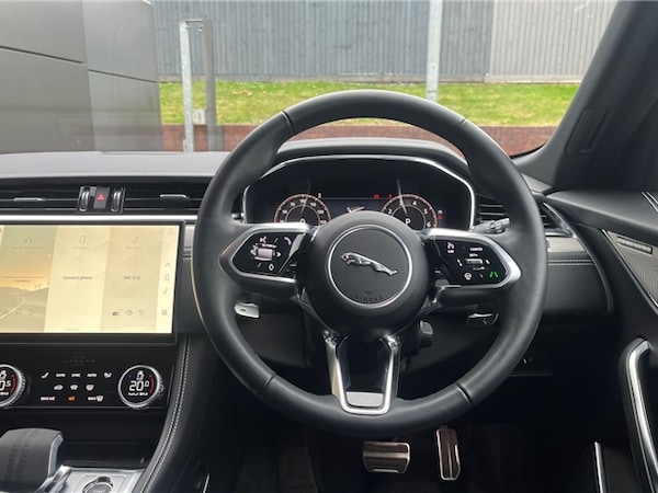 Used Jaguar F-Pace 2023 for sale - 76271510: Photo 15