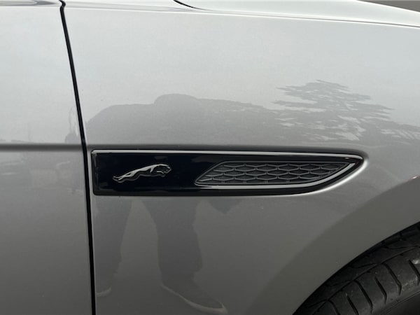 Used Jaguar F-Pace 2023 for sale - 76271510: Photo 20