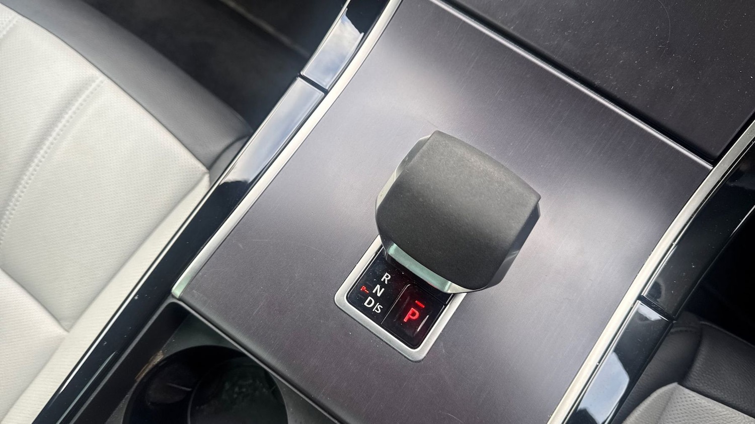 Used Land Rover Range Rover Evoque 2025 for sale - 77539377: Photo 13