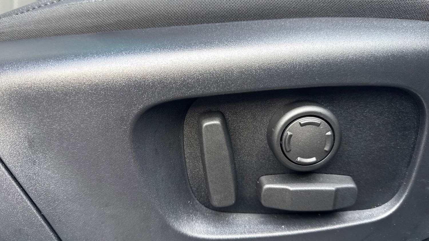 Used Land Rover Range Rover Evoque 2025 for sale - 77539377: Photo 25