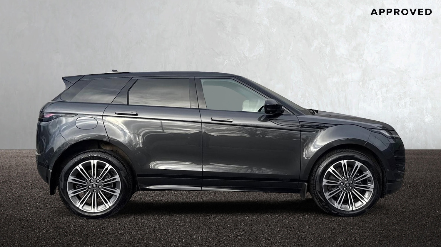 Used Land Rover Range Rover Evoque 2025 for sale - 77539377: Photo 5