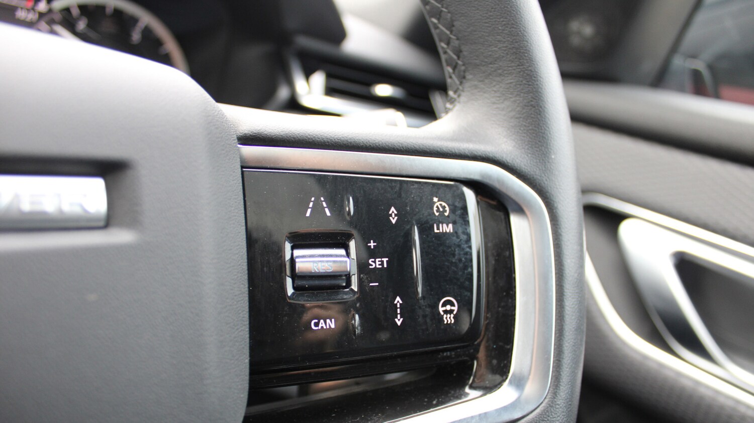 Used Land Rover Range Rover Velar 2023 for sale - 77397119: Photo 23