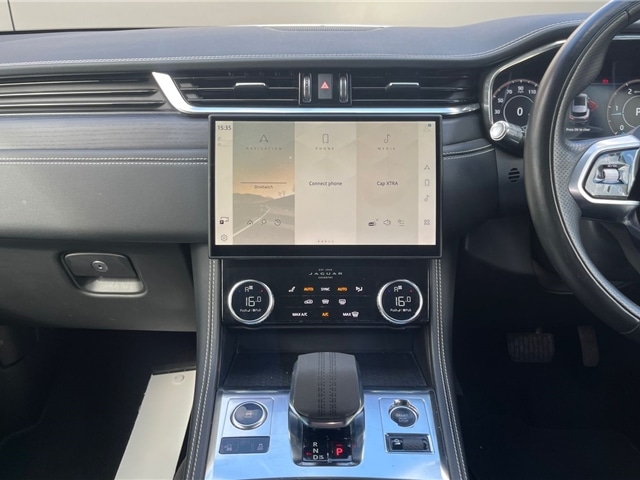 Used Jaguar F-Pace 2021 for sale - 76110637: Photo 14