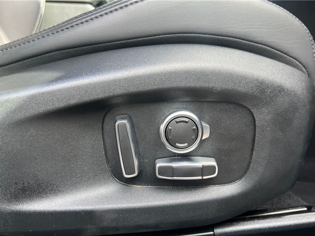 Used Jaguar F-Pace 2021 for sale - 76110637: Photo 22