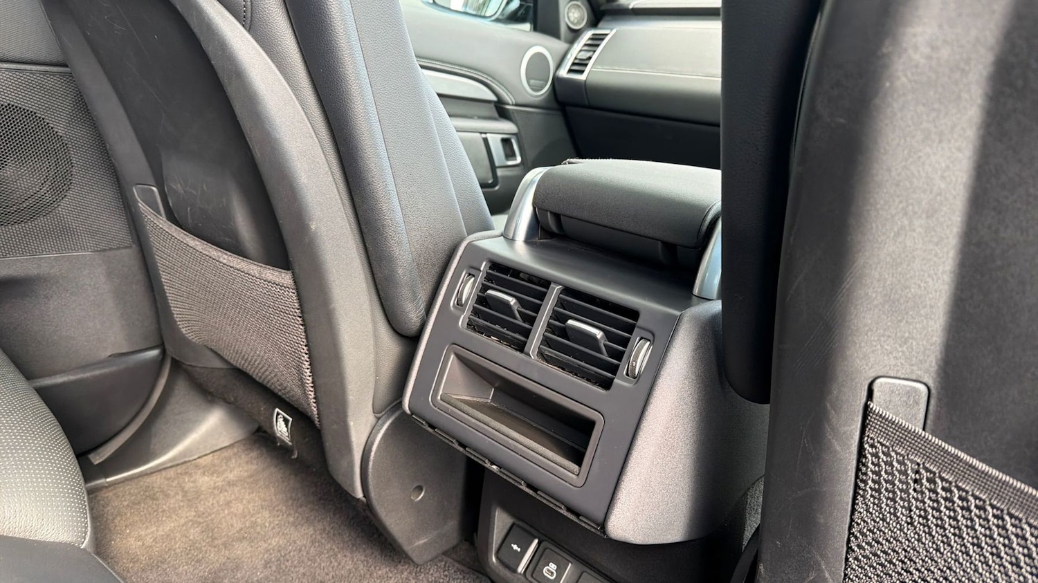 Used Land Rover Discovery 2022 for sale - 78136894: Photo 18