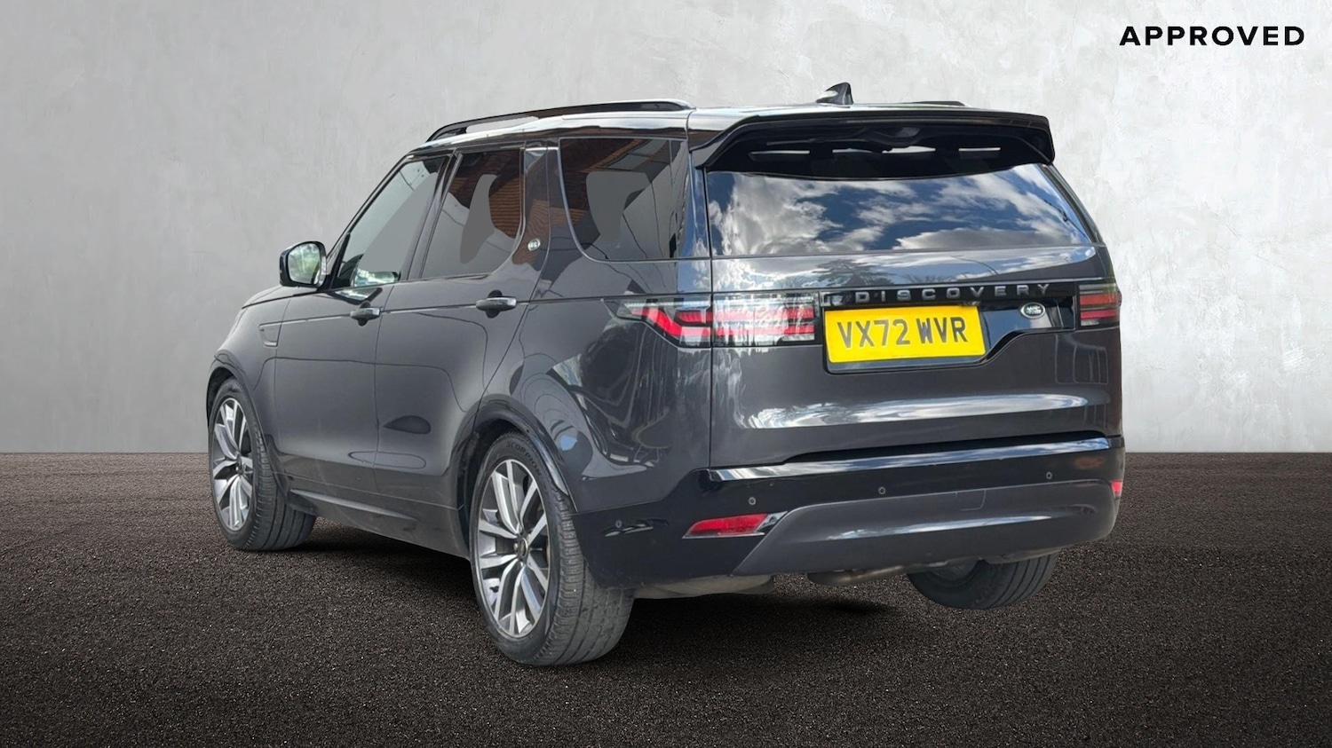 Used Land Rover Discovery 2022 for sale - 78136894: Photo 2