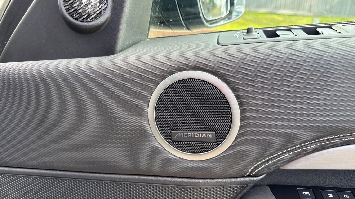 Used Land Rover Discovery 2022 for sale - 78136894: Photo 23